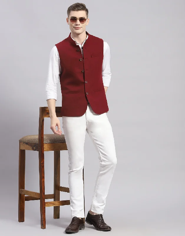 Men Maroon Solid Mandarin Collar Sleeveless Nehru Jacket